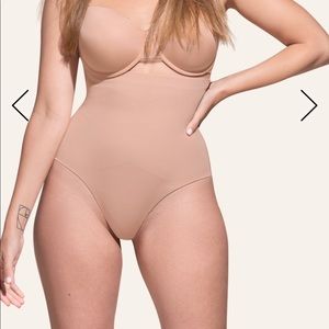 New Honeylove SuperPower Thong - Sand / Small